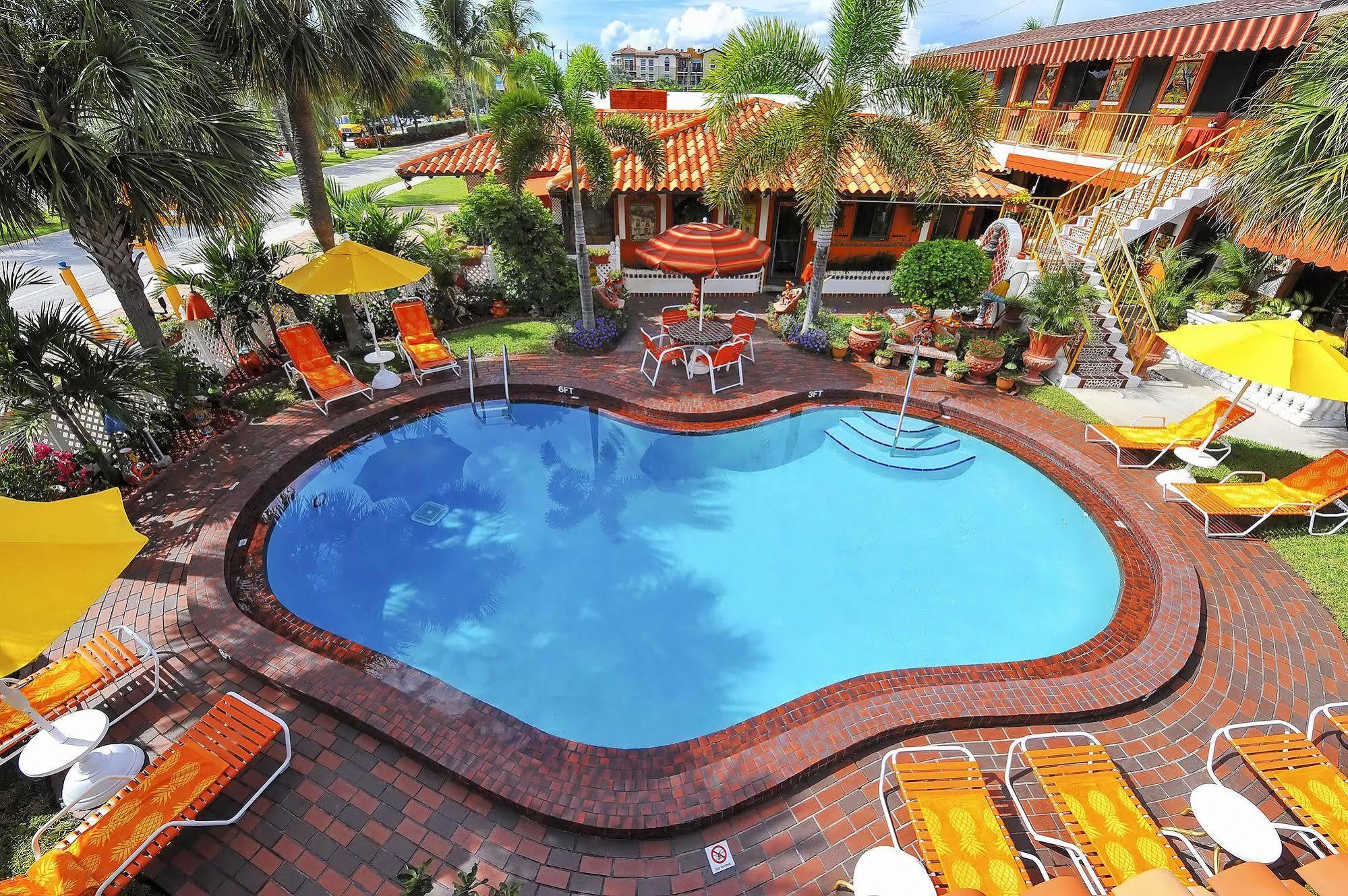 Blue Seas Courtyard Hotell Lauderdale-by-the-Sea Exteriör bild